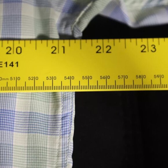 UNTUCKit Button Up Shirt Men M Green/Blue Plaid Casual Spread Collared Polyester - Picture 6 of 8